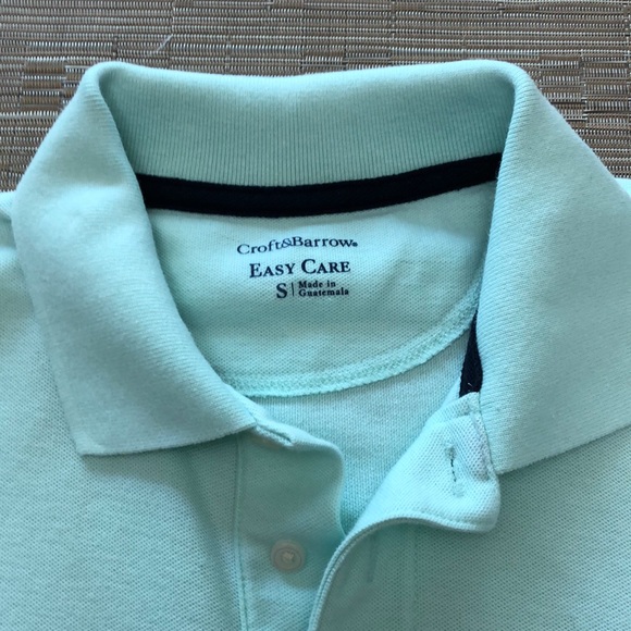 Polo - Picture 2 of 2